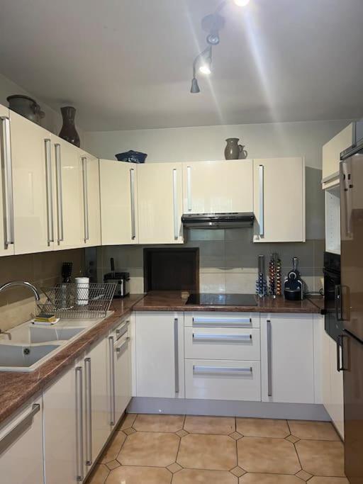 Maison Familiale Idealement Situee Avec Tout Le Confort Nîmes Kültér fotó