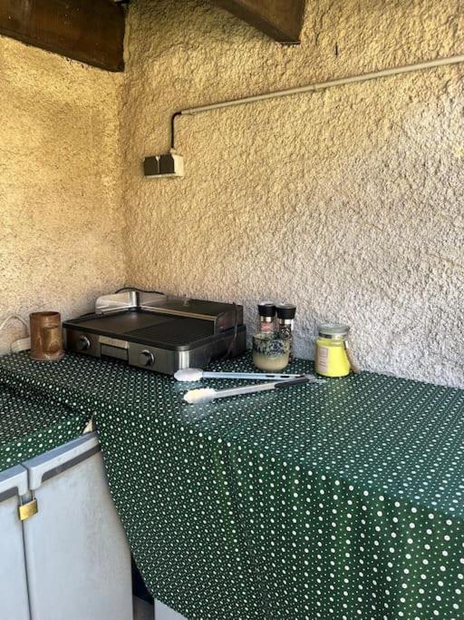 Maison Familiale Idealement Situee Avec Tout Le Confort Nîmes Kültér fotó