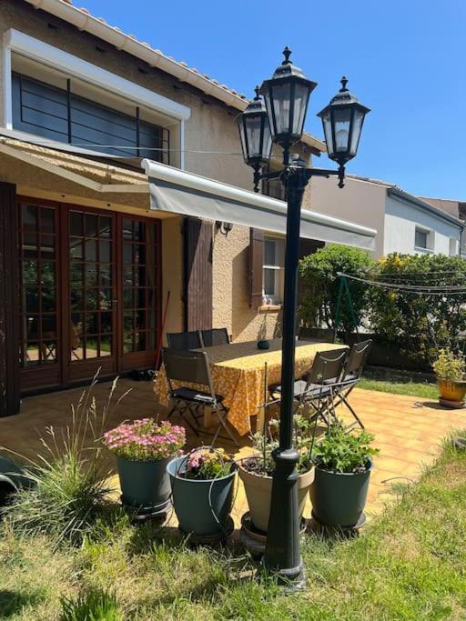 Maison Familiale Idealement Situee Avec Tout Le Confort Nîmes Kültér fotó